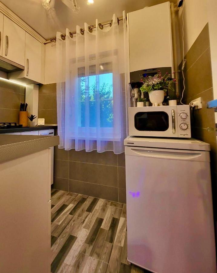 Studio Delux Giurgiu Ngoại thất bức ảnh