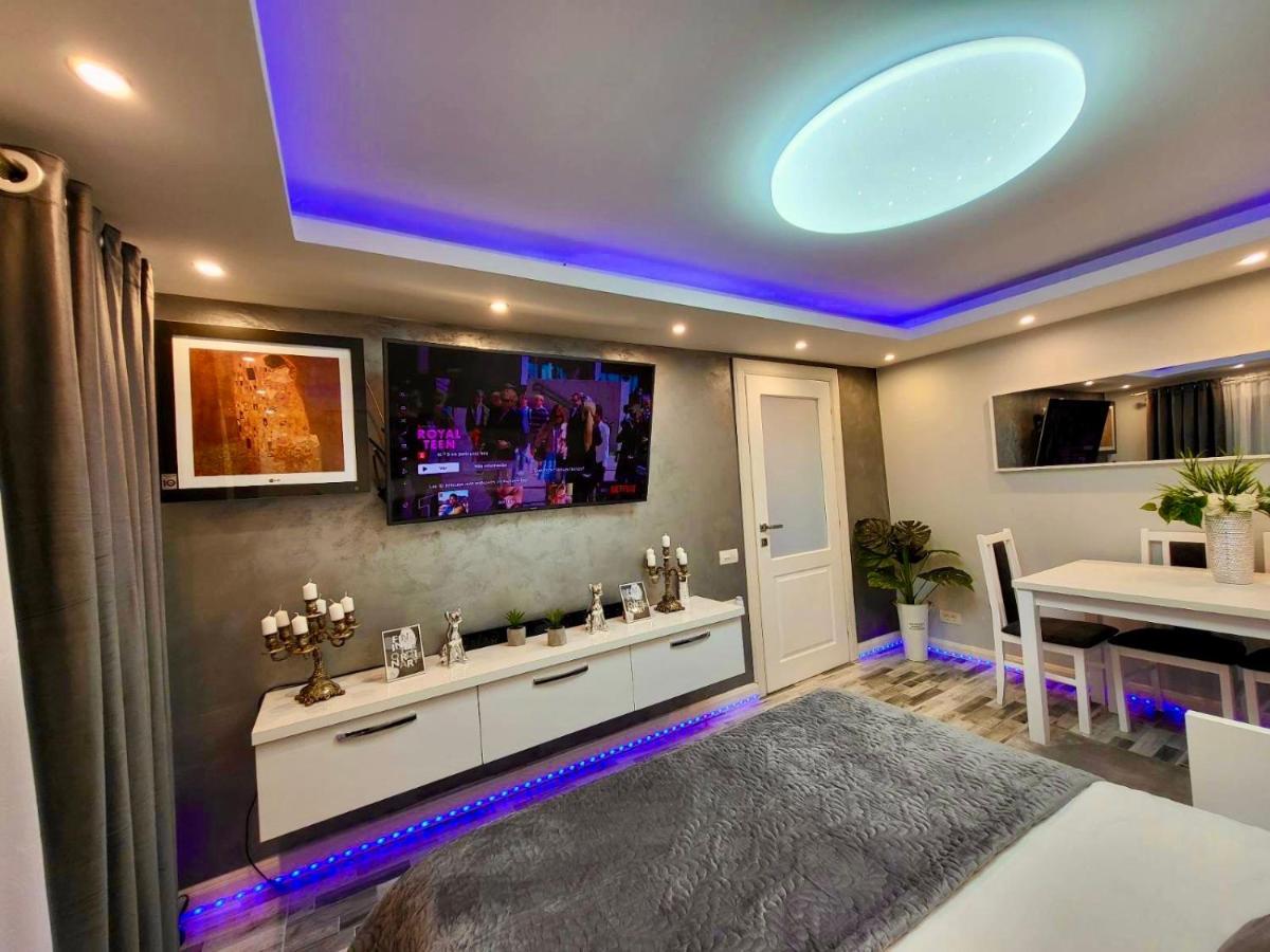 Studio Delux Giurgiu Ngoại thất bức ảnh